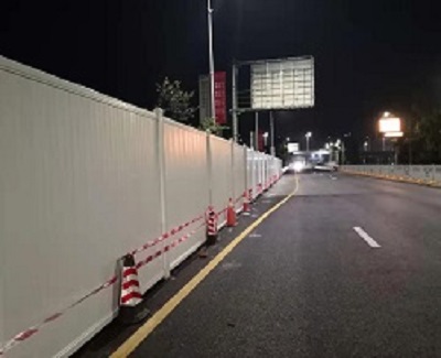 我們需要注重PVC圍擋的日常清潔與維護保養