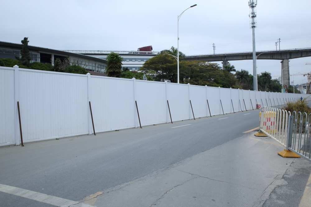 選購(gòu)深圳PVC圍擋使用，為您的工程保駕護(hù)航！