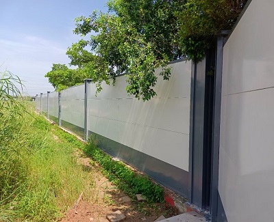 施工圍擋迎美麗變身，展現(xiàn)城市文明端口